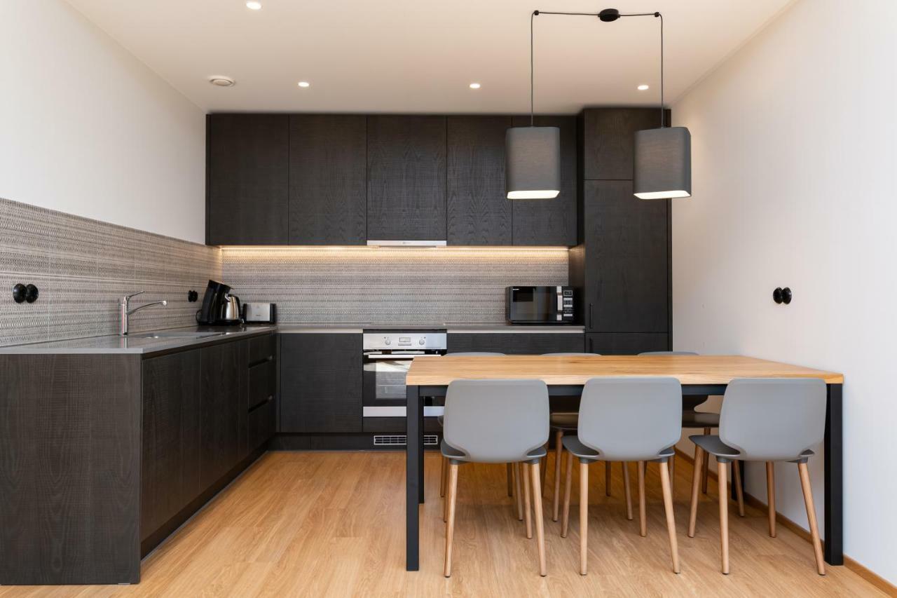 Self-Check-In 2 Bedroom Apartment With A Terrace And Free Parking Tallinn Buitenkant foto